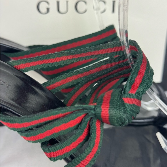 Gucci Black Red/Green Sandals with Multi-Strap Design Size 38. - Picture 10 of 15